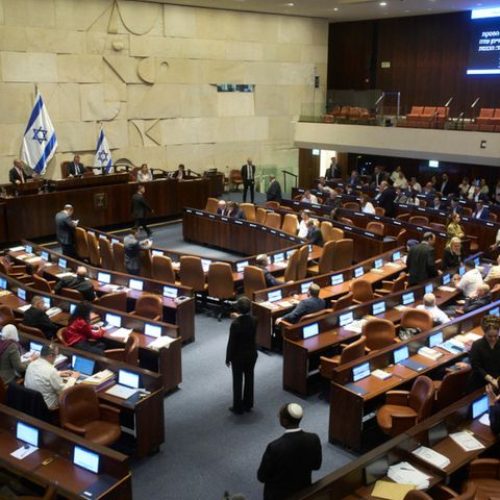 Το κοινοβούλιο του Ισραήλ ψήφισε νόμο, που καθιστά την θανατική ποινή υποχρεωτική για όσους Παλαιστίνιους καταδικάζονται για τρομοκρατικές επιθέσεις