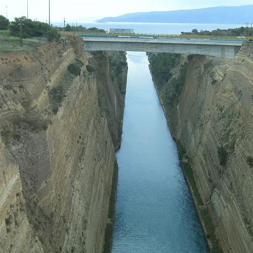 Κόρινθος: Γυναίκα βρέθηκε νεκρή στη θαλάσσια περιοχή του Ισθμού