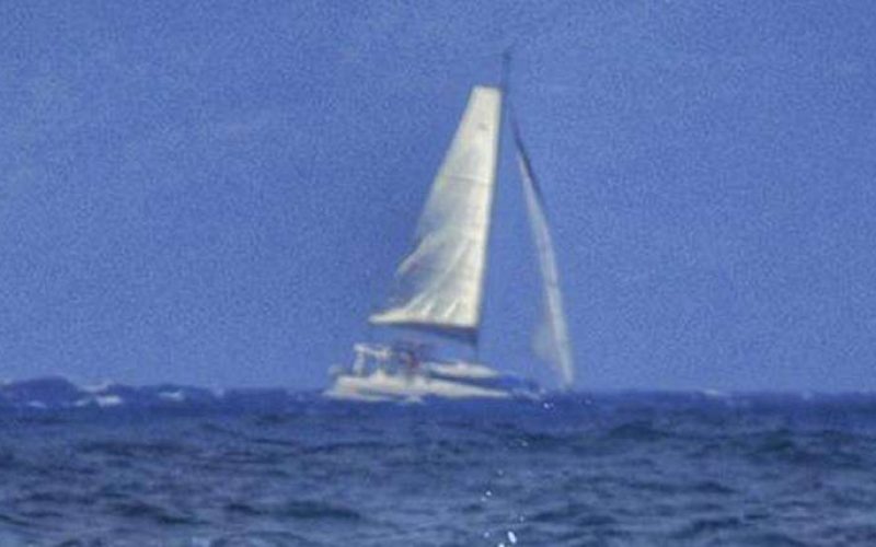 Σύμη: Αίσιο τέλος στο θρίλερ με το ιστιοπλοϊκό – Σώοι και οι 8 επιβαίνοντες