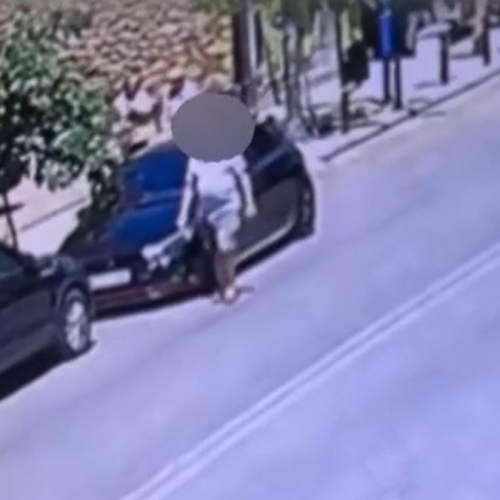 «ΤΟ ΕΧΕΙ ΚΑΝΕΙ ΣΥΝΗΘΕΙΑ» – Άνδρας χαράζει αυτοκίνητα σαν παιχνίδι