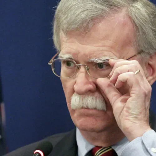 Το FBI έκανε έφοδο στο σπίτι του Τζον Μπόλτον