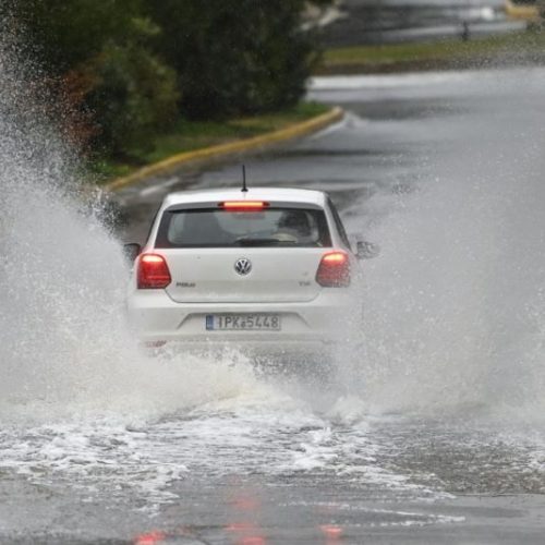Προειδοποιητικό μήνυμα του 112 για τα Δωδεκάνησα – Πώς θα κινηθεί η κακοκαιρία τις επόμενες ώρες