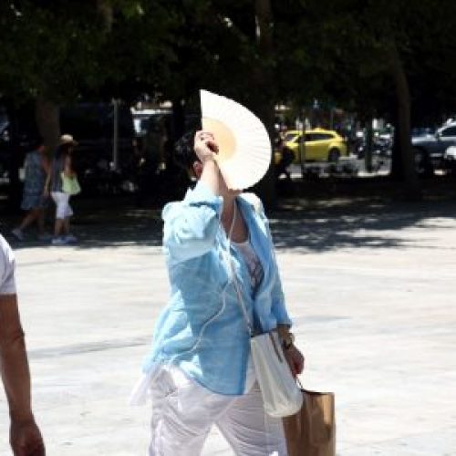 Νέο έκτακτο δελτίο ΕΜΥ: Καύσωνας μέχρι και τη Δευτέρα – «Κόκκινoς συναγερμός» για επικίνδυνα καιρικά φαινόμενα