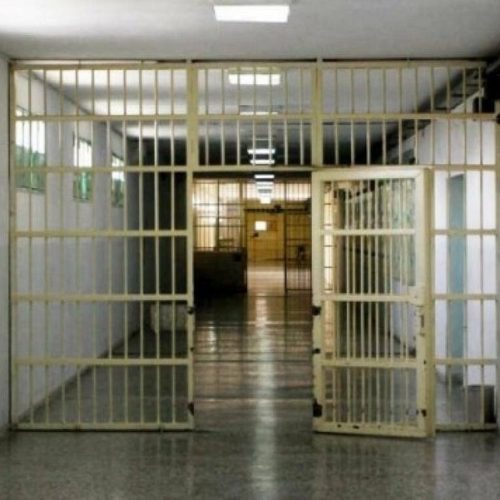 Θεσσαλονίκη: Στη «φυλακή» ανήλικος που έκανε δέκα ληστείες με μαχαίρι μέσα σε λίγες ημέρες