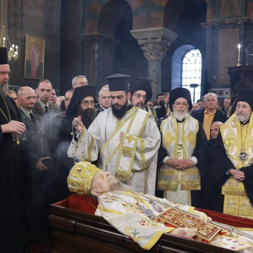 Η Θεσσαλονίκη αποχαιρετά τον πρώην Μητροπολίτη Άνθιμο