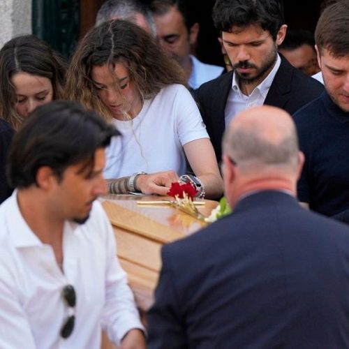 «ΣΥΓΚΛΟΝΙΖΟΥΝ» οι γονείς και η σύζυγος του Ντιόγκο Ζότα