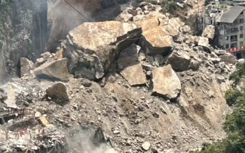 Στους 51 οι νεκροί από την κατολίσθηση στην Τσονγκτσίνγκ στην Κίνα, σύμφωνα με νεότερο απολογισμό