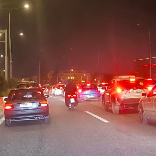 Κίνηση τώρα: Κυριακάτικο μποτιλιάρισμα στην κάθοδο του Κηφισού
