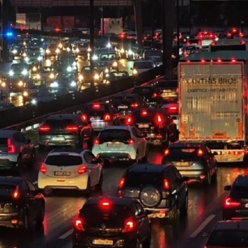 Τροχαίο ατύχημα στον Κηφισό – Κίνηση στο ύψος της Ιεράς Οδού