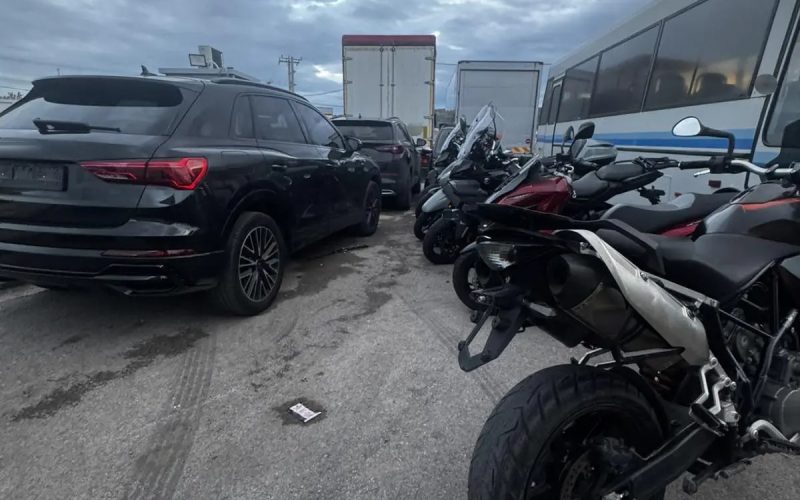 Εξαρθρώθηκε σπείρα που έκλεβε αυτοκίνητα και μηχανές – Πάνω από 350.000 ευρώ η «λεία» τους