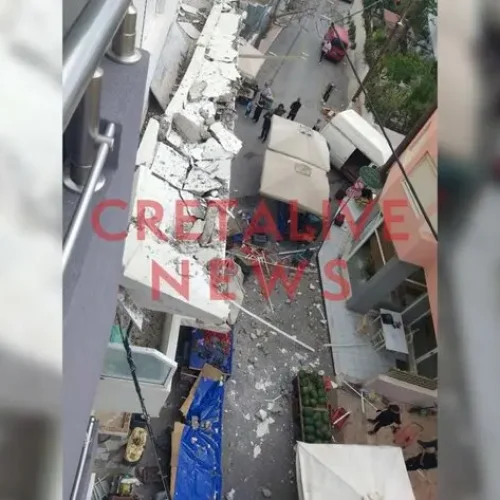 ΦΡΙΚΗ! Μπαλκόνι κατέρρευσε και πλάκωσε πάγκους – (Βίντεο-Φώτο)