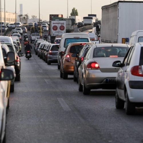 Κόκκινη η Αθήνα: Χάος στους δρόμους με μεγάλο μποτιλιάρισμα από νωρίς το πρωί