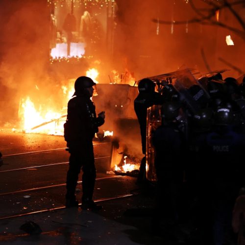 Βουλγαρία: Μάχες αστυνομίας και πολιτών για τον νέο προϋπολογισμό