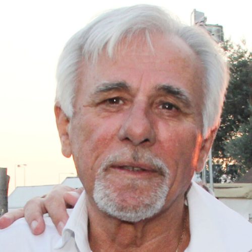 Πέθανε ο δημοσιογράφος Σπύρος Καρατζαφέρης