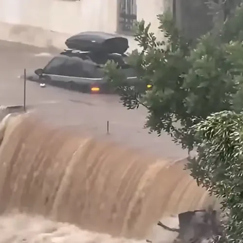Μανή: Σοβαρός τραυματισμός από κεραυνό εγκλωβισμοί και πλημμυρισμένα σπίτια