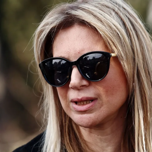 «Την απείλησαν για να σωπάσει» – Ταυτοποιήθηκε ο δικαστικός που πλησίασε τη Μ.Καρυστιανού