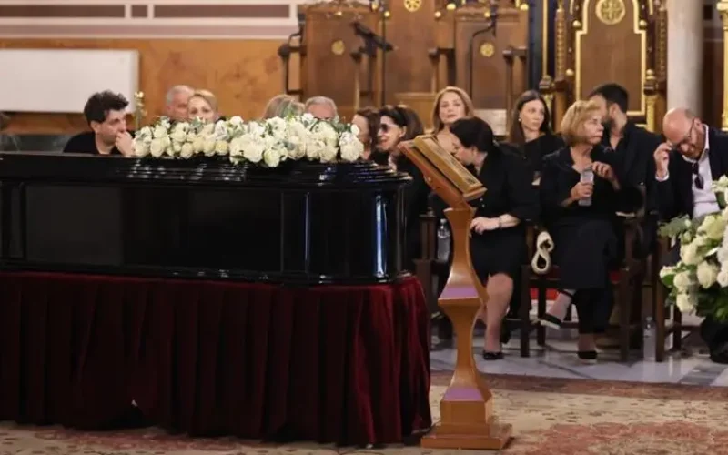 Τελευταίο αντίο στη Μάρω Κοντού