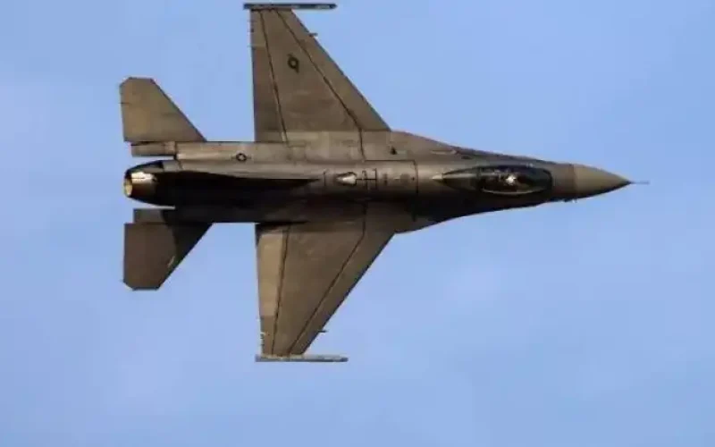 Αμερικανικό μαχητικό F-16 κατέπεσε κοντά σε αεροπορική βάση στη Γερμανία