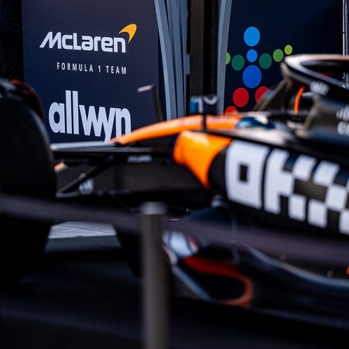 Το μονοθέσιο της McLaren ήρθε στην Ελλάδα και άφησε ιστορία