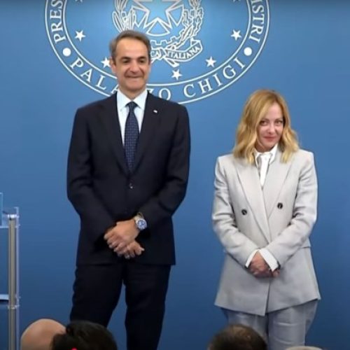 Μνημόνια και επιδοτήσεις χωρίς ράγες – Η σιδηρά Μελόνι «άδειασε» τον Μητσοτάκη