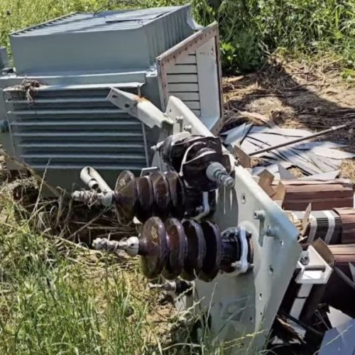 Ξήλωσαν τους μετασχηματιστές της ΔΕΗ – Κράτος σε… βραχυκύκλωμα! (Bίντεο)