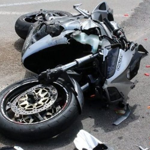 Χαλάνδρι: Σύγκρουση μηχανής με ΙΧ – Ένας νεκρός