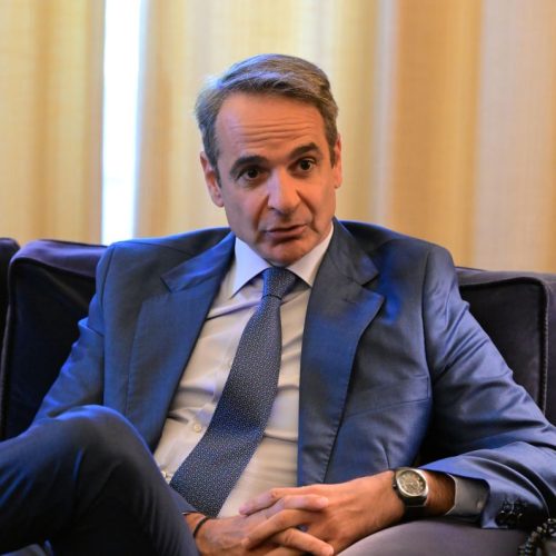 Πώς η Κρήτη βυθίστηκε στο χάος των μεταναστών – Το κυβερνητικό φιάσκο που δεν κρύβεται πια