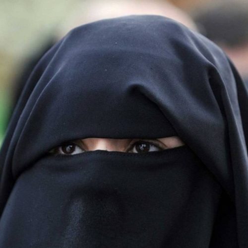 Ποια ευρωπαϊκή χώρα «απαγορεύει» τη μπούρκα – Προβλέπονται πρόστιμα