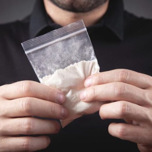 «Συναγερμός» για νέο ναρκωτικό – 500 φορές ισχυρότερο από την ηρωίνη