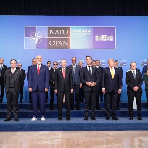 Νέες προμήθειες για την άμυνα συνολικής αξίας άνω των 50 δισ. δολαρίων και 160 δισ. δολάρια ενίσχυση στην Ουκρανία για 2026 και 2027 αποφάσισαν οι χώρες μέλη του ΝΑΤΟ