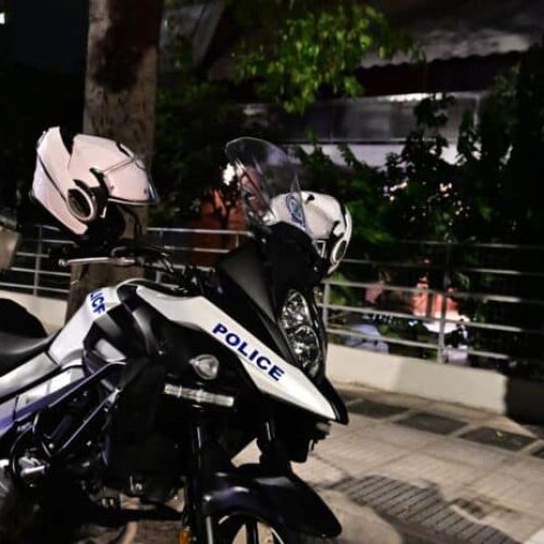 Νεκρό ζευγάρι σε διαμέρισμα – «Τραύματα» και στους δύο από πυροβόλο όπλο – «Τι λέει» η ΕΛ.ΑΣ.