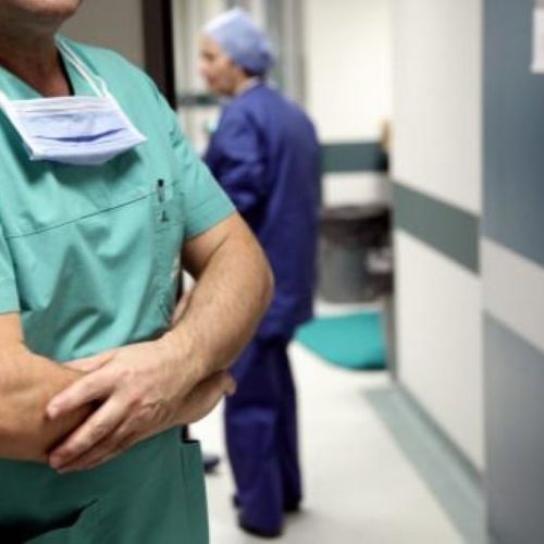 Θεσσαλονίκη: Νοσηλευτής κατηγορείται για άσκηση βίας σε βάρος 16χρονου