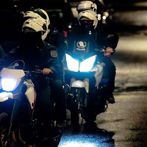 Μαρούσι – Άνδρας σε αμόκ απειλούσε την μητέρα του