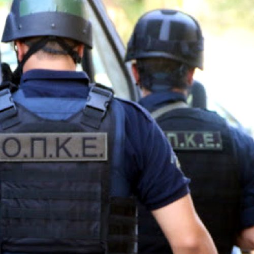 Αστυνομική επιχείρηση σε «οικισμό« στη Φθιώτιδα – 5 συλλήψεις για «ρευματοκλοπές» – «Ξηλώθηκαν» καλώδια