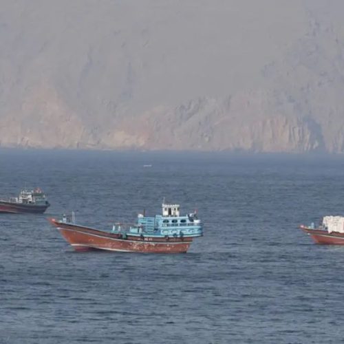 Οι 12 βασικοί όροι της συμφωνίας ΗΠΑ-Ιράν: Τι αναφέρεται για Ορμούζ