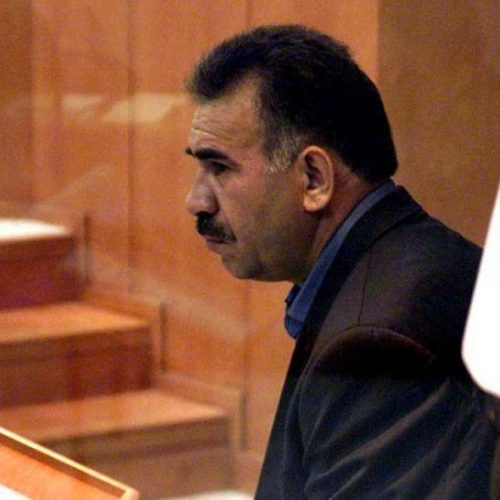Οτσαλάν σε PKK: «Παραδώστε τα όπλα και διαλυθείτε»