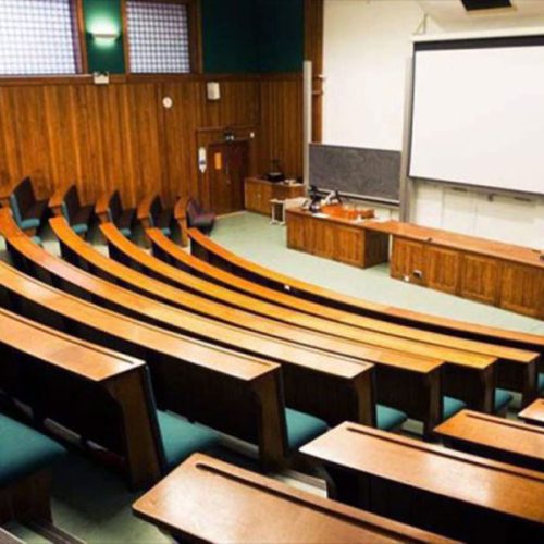 Ξεκινούν από σήμερα οι εγγραφές των πρωτοετών φοιτητών στα ΑΕΙ