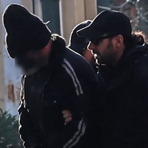 Σοκ στην οικογένεια: Το μαρτύριο της Ελένης Παπαδοπούλου και οι σχέδια διαφυγής του γιου της