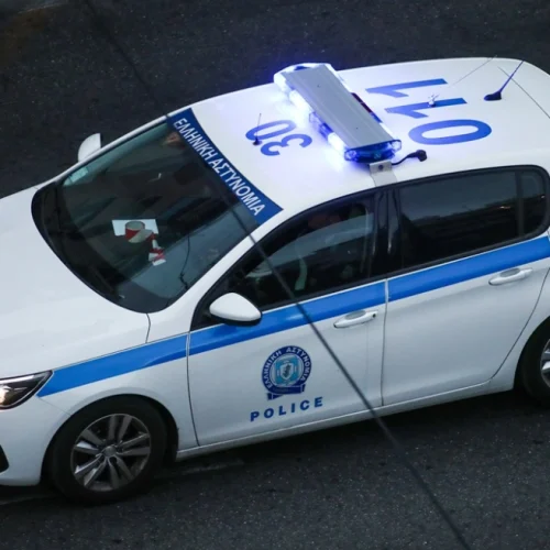 ΣΟΚ ΣΤΗ ΝΙΚΑΙΑ: Συνελήφθη 23χρονος με 1.153 κροτίδες και 5 ναυτικές φωτοβολίδες!