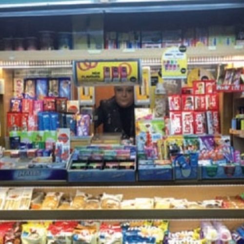 Ηλιούπολη – Ληστής απείλησε υπάλληλο περιπτέρου ότι θα του βάλει φωτιά
