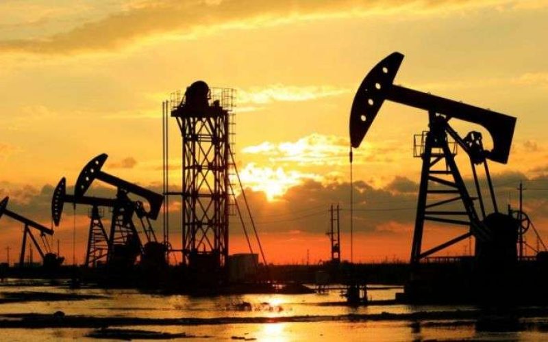 Πετρέλαιο: Έρχεται νέο κύμα ανατιμήσεων – Οι τρεις «δικλίδες ασφαλείας» που καταρρέουν