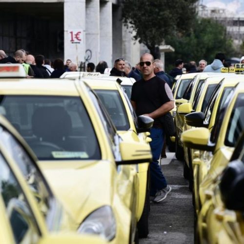 Απεργία Ταξί στην Αττική: Οι οδηγοί διεκδικούν δίκαιες συνθήκες και κατά της ΚΥΑ