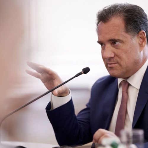 Λάθος Μετάγγιση και παράνοια Άδωνι