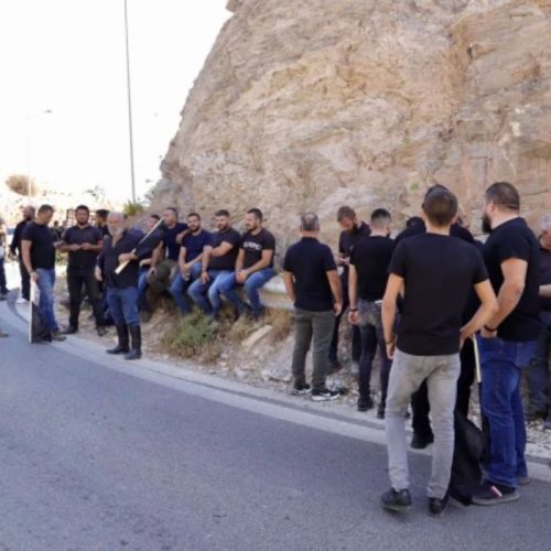 Κρήτη: Κτηνοτρόφοι στον δρόμο – Αποκλεισμοί και κινητοποιήσεις στον ΒΟΑΚ