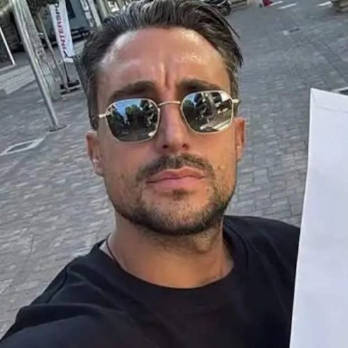 Σάκης Κατσούλης: «Παρέλαβα τα αποτελέσματα και ξεκινάω περαιτέρω εξετάσεις μετά τη διάγνωση αιφνίδιας βαρηκοΐας»