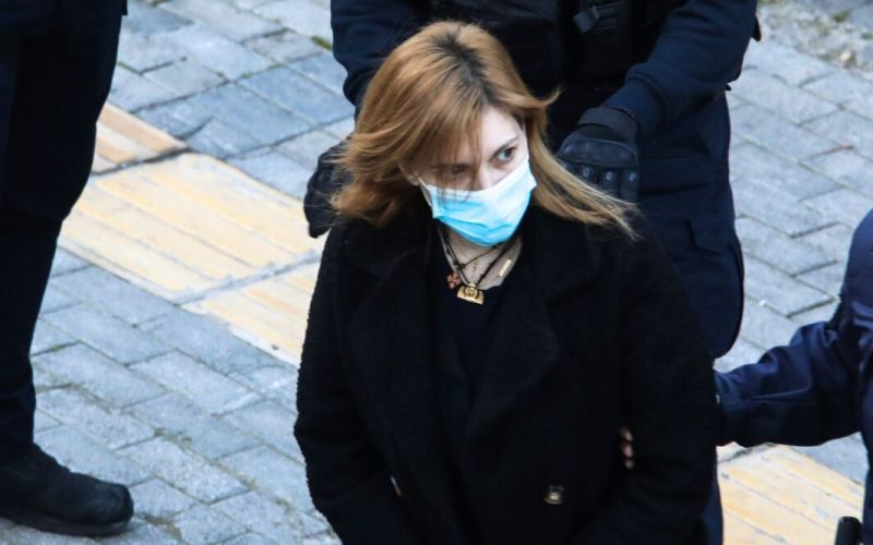 Ρούλα Πισπιρίγκου: Αναφορές για κακοήθη ευρήματα στον λάρυγγα – Τι έχει γίνει γνωστό