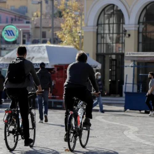Καιρός: ήπιες θερμοκρασίες έως το Σάββατο – έρχεται αστάθεια από Κυριακή