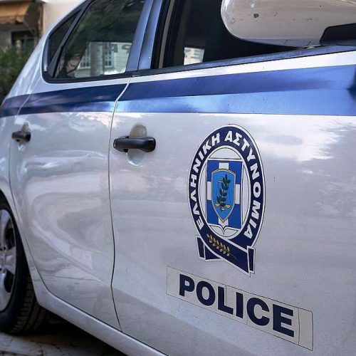 Θεσσαλονίκη – Συνελήφθη 32χρονος που έκρυβε στο σπίτι του κάνναβη και πολεμικό μαχαίρι