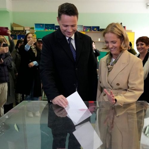 Εκλογές στην Πολωνία: Τί «δείχνει» το exit poll