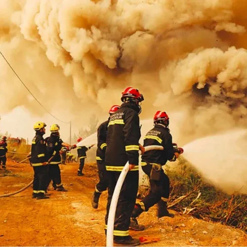 Φωτιά στην Καστοριά σε έκταση ανάμεσα σε δύο χωριά